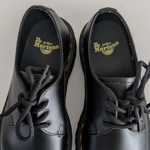 Dr. Martens 1461 Bex Smooth leather platform oxford shoe in black. - Picture 7 of 11
